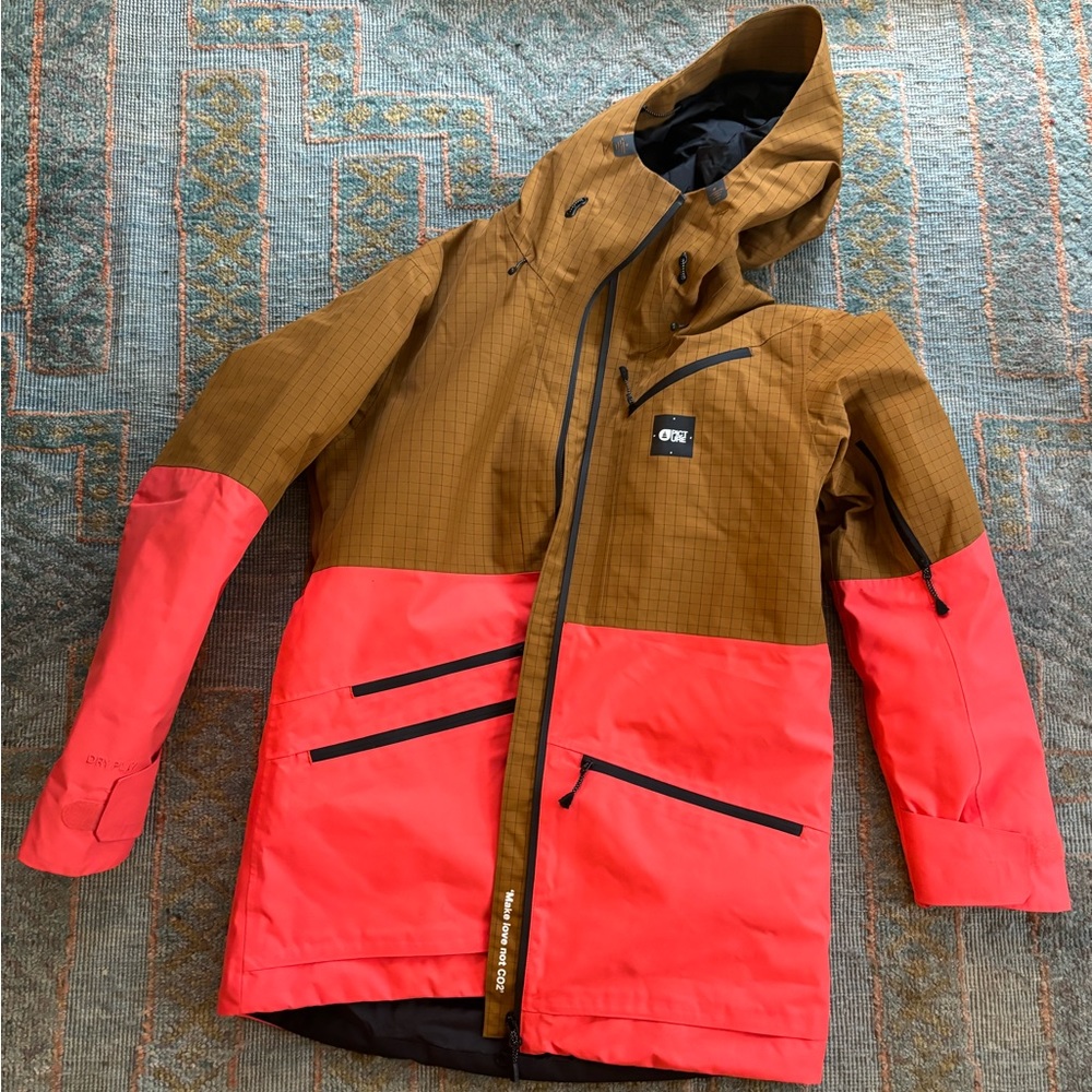 Picture by Organic women’s ski/board jacket